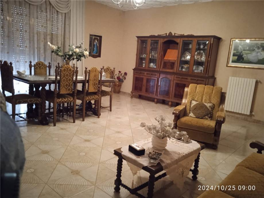 intera palazzina in vendita a San Nicandro Garganico