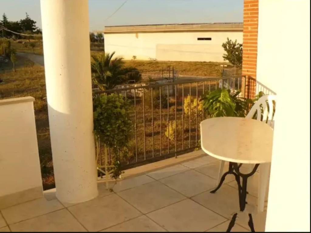 casa indipendente in vendita a San Nicandro Garganico