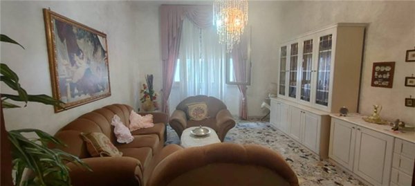 intera palazzina in vendita a San Nicandro Garganico