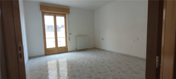 casa indipendente in vendita a San Nicandro Garganico