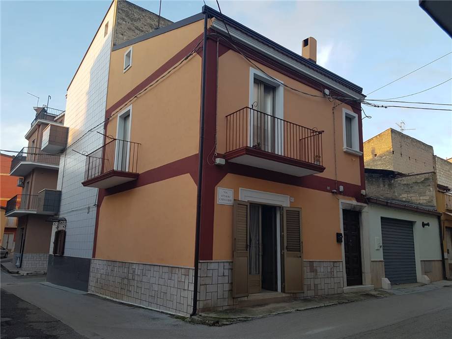 casa indipendente in vendita a San Nicandro Garganico