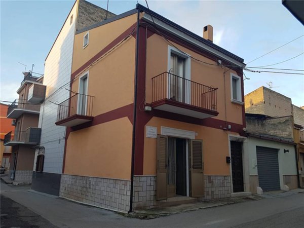 casa indipendente in vendita a San Nicandro Garganico