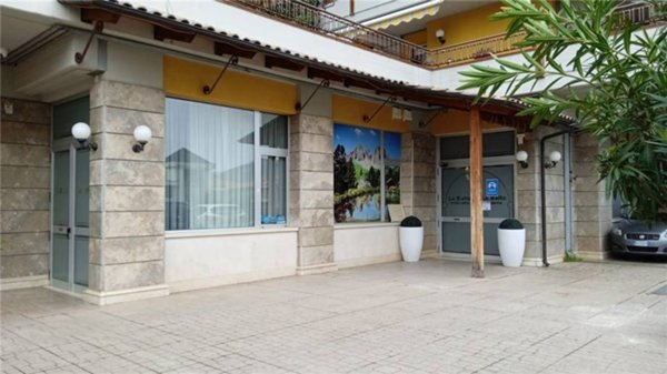 negozio in vendita a San Nicandro Garganico