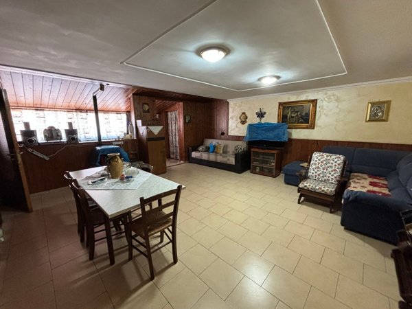 casa indipendente in vendita a San Nicandro Garganico