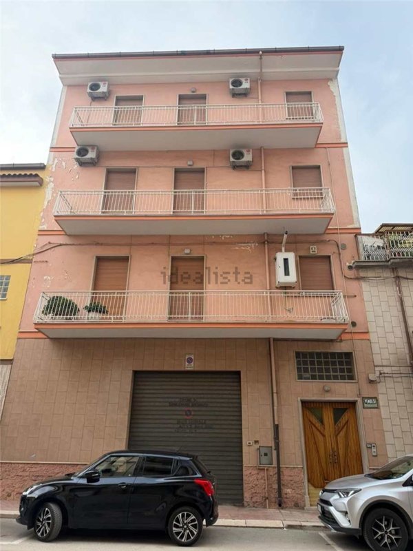 intera palazzina in vendita a San Nicandro Garganico