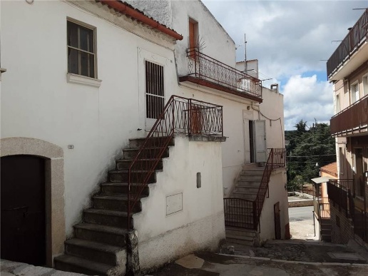 casa indipendente in vendita a San Nicandro Garganico