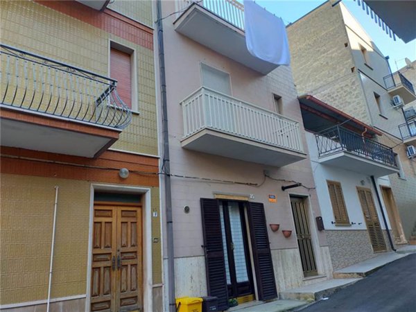casa indipendente in vendita a San Nicandro Garganico