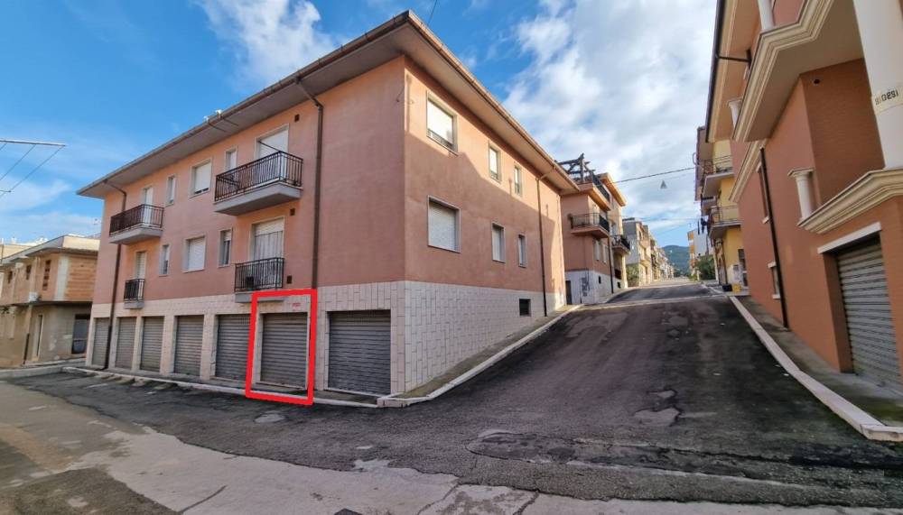 casa indipendente in vendita a San Nicandro Garganico