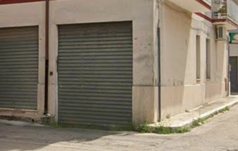box auto in vendita a San Nicandro Garganico