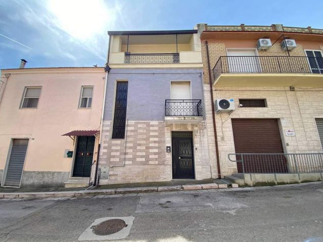 casa indipendente in vendita a San Paolo di Civitate