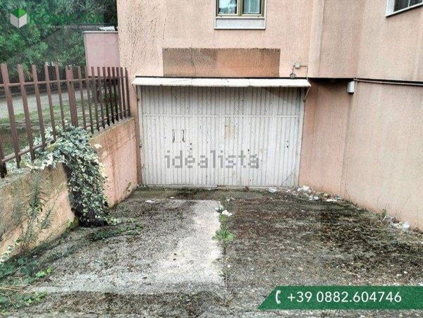 locale commerciale in vendita a San Severo