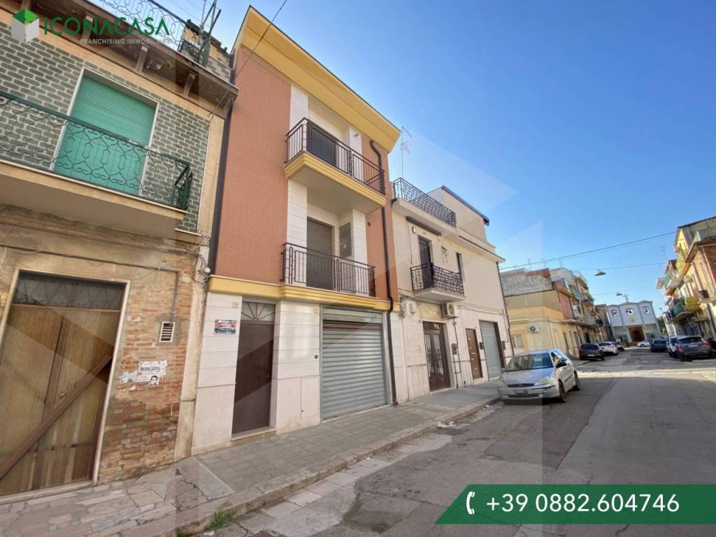 casa indipendente in vendita a San Severo