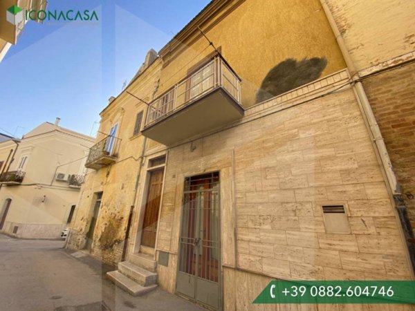 casa indipendente in vendita a San Severo in zona Centro Storico