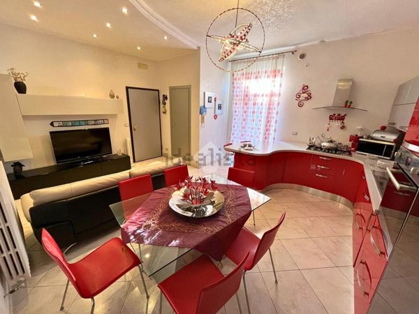casa indipendente in vendita a San Severo