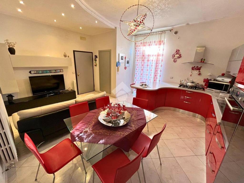 casa indipendente in vendita a San Severo