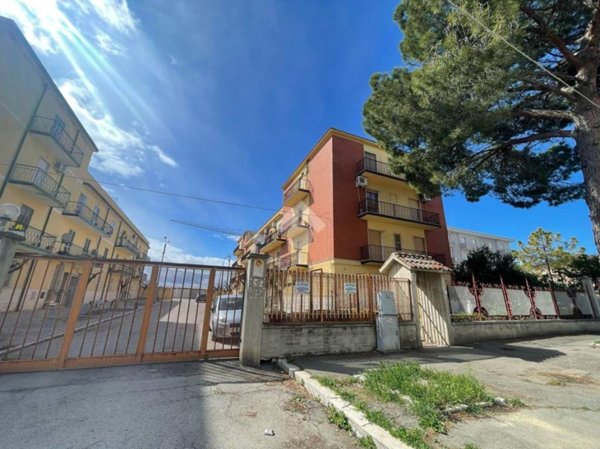 locale commerciale in vendita a San Severo