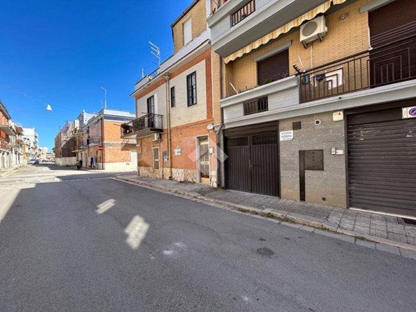 locale commerciale in vendita a San Severo