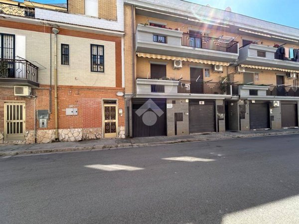 locale commerciale in vendita a San Severo