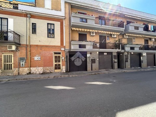 locale commerciale in vendita a San Severo