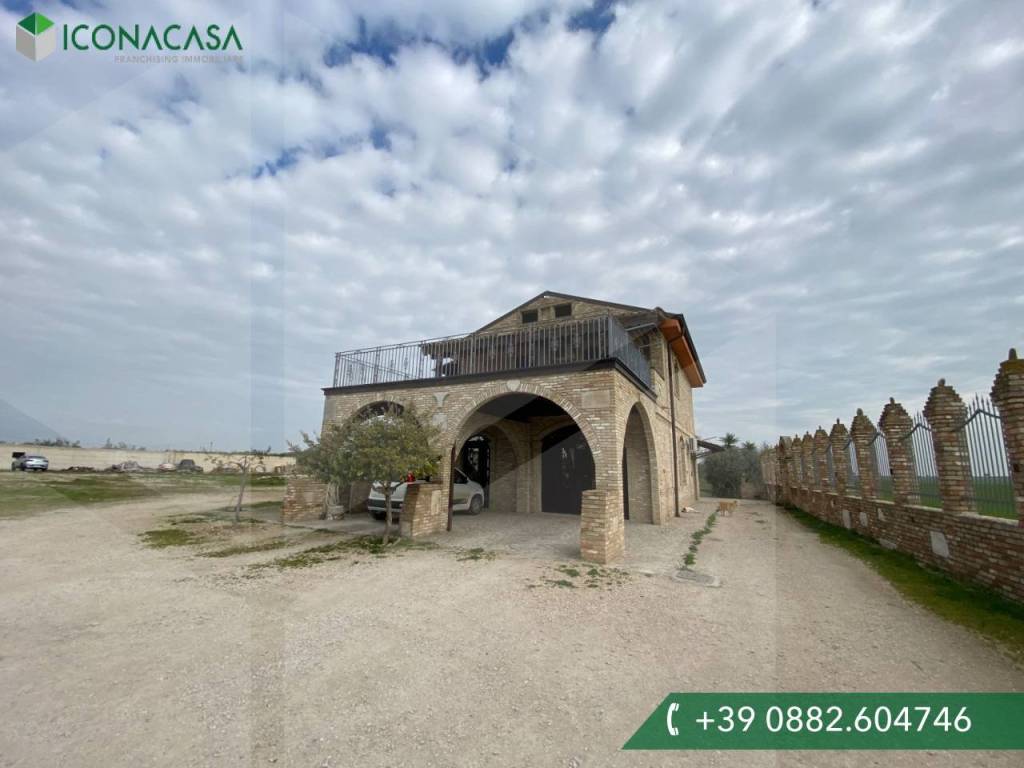 casa indipendente in vendita a San Severo