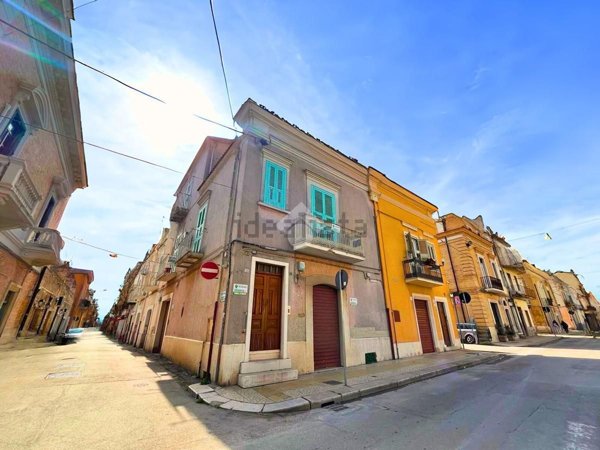 casa indipendente in vendita a San Severo