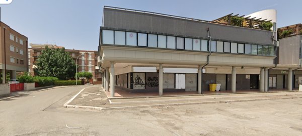 locale commerciale in vendita a San Severo