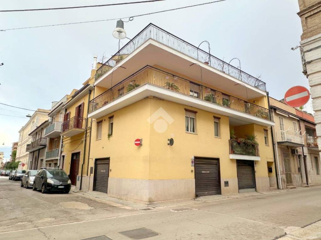 casa indipendente in vendita a San Severo