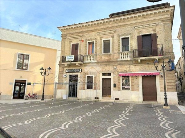 casa indipendente in vendita a San Severo in zona Centro Storico