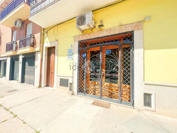 locale commerciale in vendita a San Severo