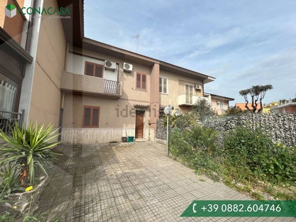 casa indipendente in vendita a San Severo