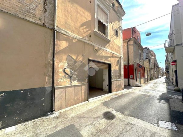 casa indipendente in vendita a San Severo