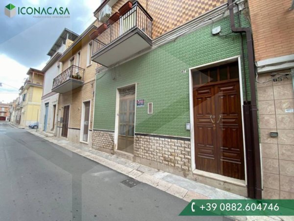 casa indipendente in vendita a San Severo