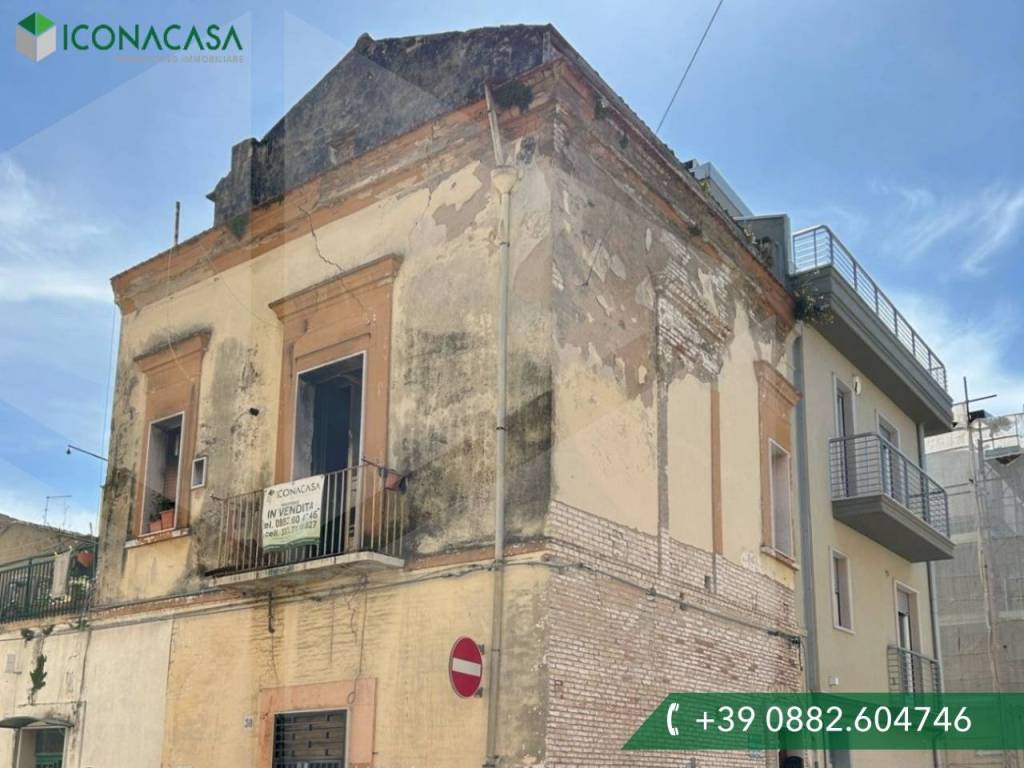 casa indipendente in vendita a San Severo