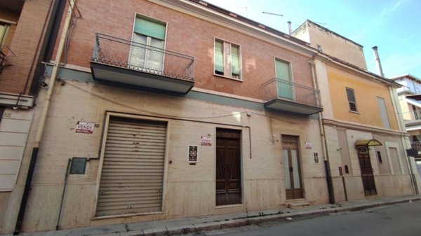 casa indipendente in vendita a San Severo