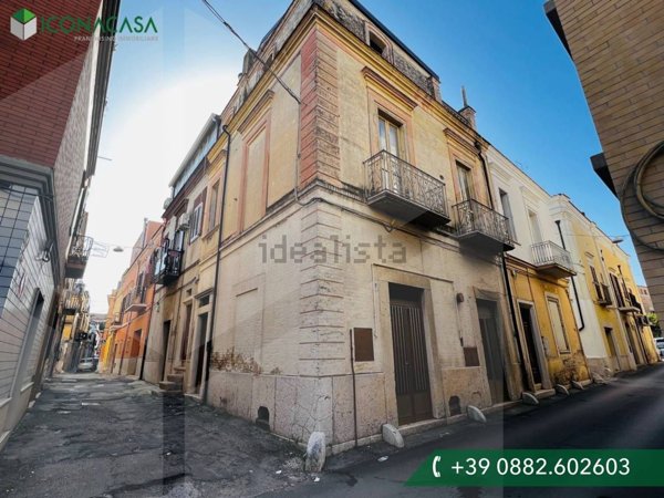 casa indipendente in vendita a San Severo