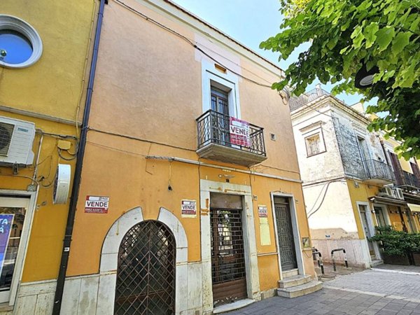 intera palazzina in vendita a San Severo