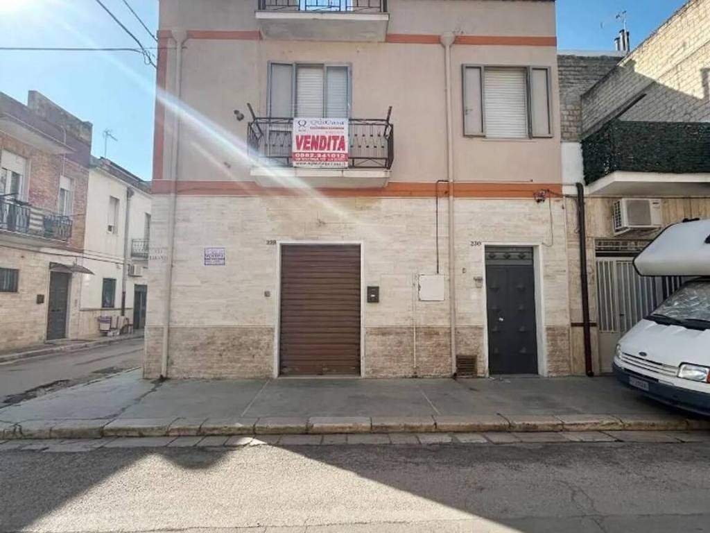 casa indipendente in vendita a San Severo