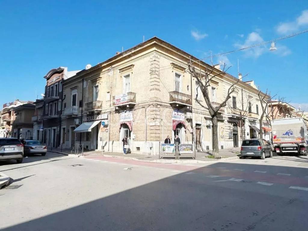 casa indipendente in vendita a San Severo