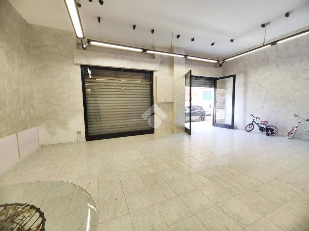 negozio in vendita a San Severo