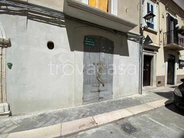 negozio in vendita a San Severo