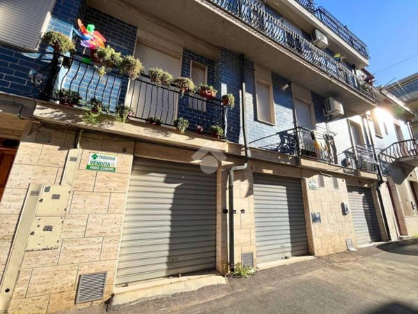 locale commerciale in vendita a San Severo