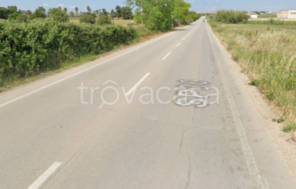 locale commerciale in vendita a San Severo