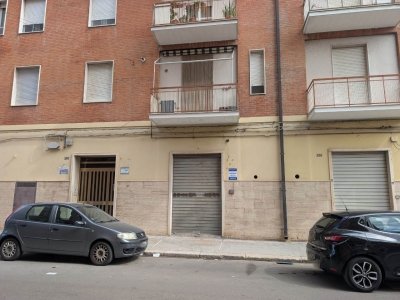 locale commerciale in vendita a San Severo