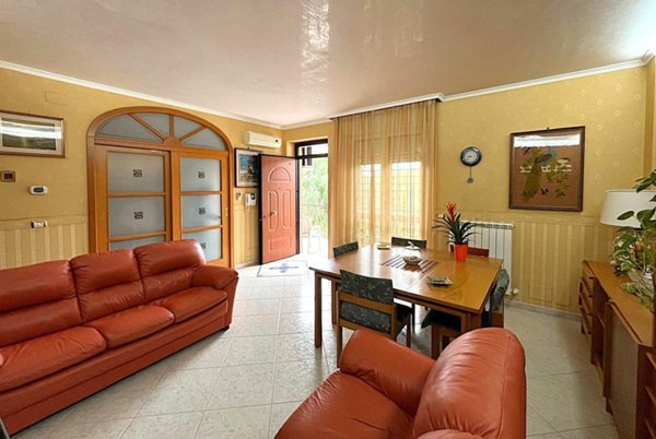 casa indipendente in vendita a San Severo