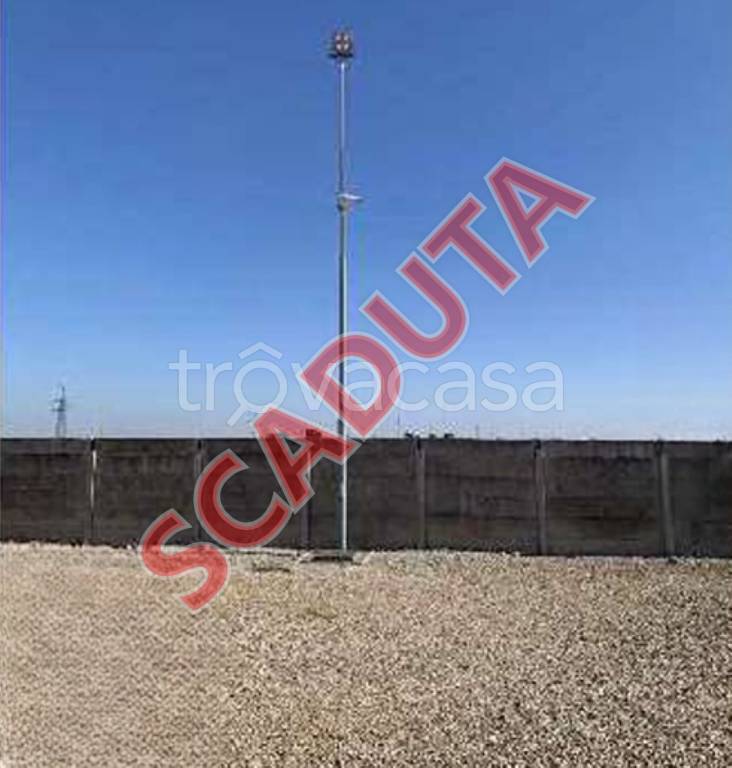 locale commerciale in vendita a San Severo