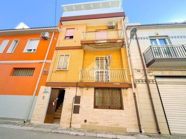 casa indipendente in vendita a San Severo