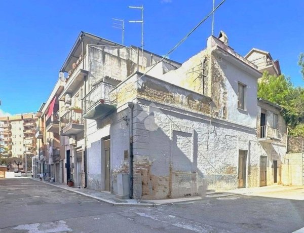 casa indipendente in vendita a San Severo