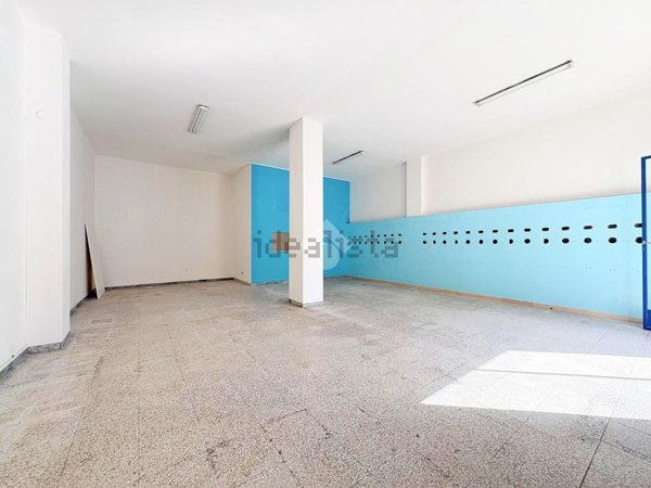 locale commerciale in vendita a San Severo