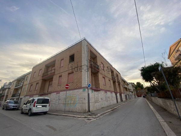 intera palazzina in vendita a San Severo