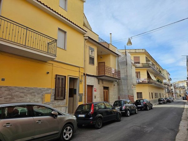 casa indipendente in vendita a San Severo